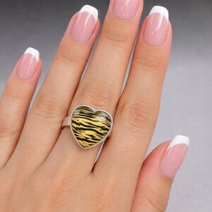 Heart Shaped Bold Tiger Stripe Design Statement Ring, Size 8.5